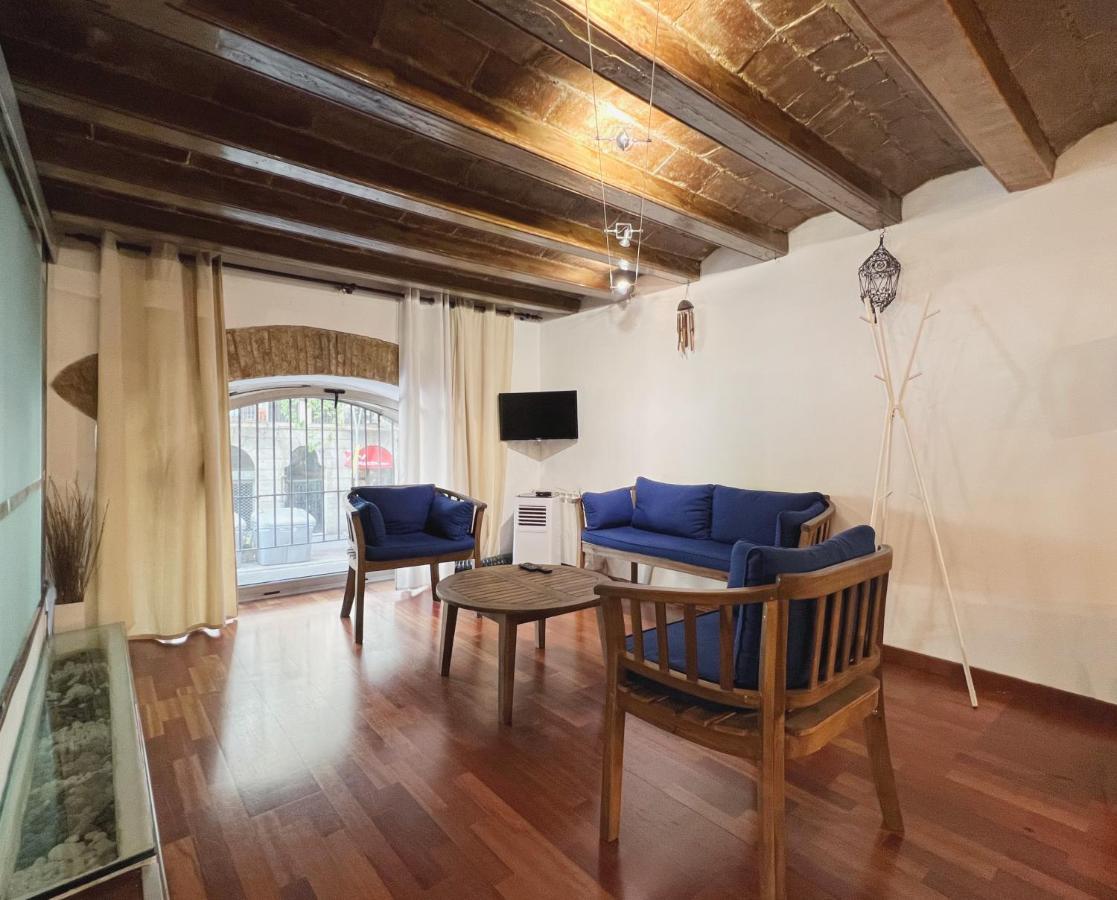 Stay U-Nique Apartments Placa Universitat บาร์เซโลนา ภายนอก รูปภาพ
