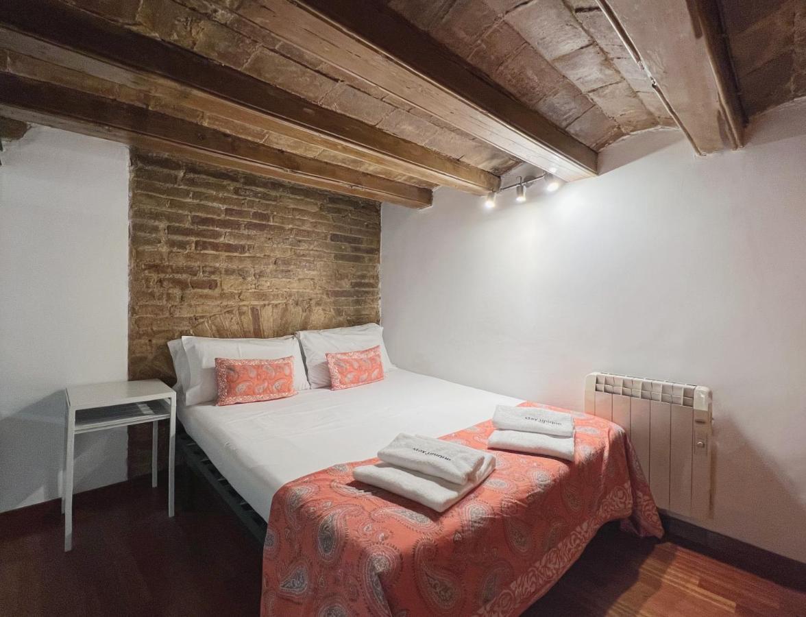 Stay U-Nique Apartments Placa Universitat บาร์เซโลนา ภายนอก รูปภาพ