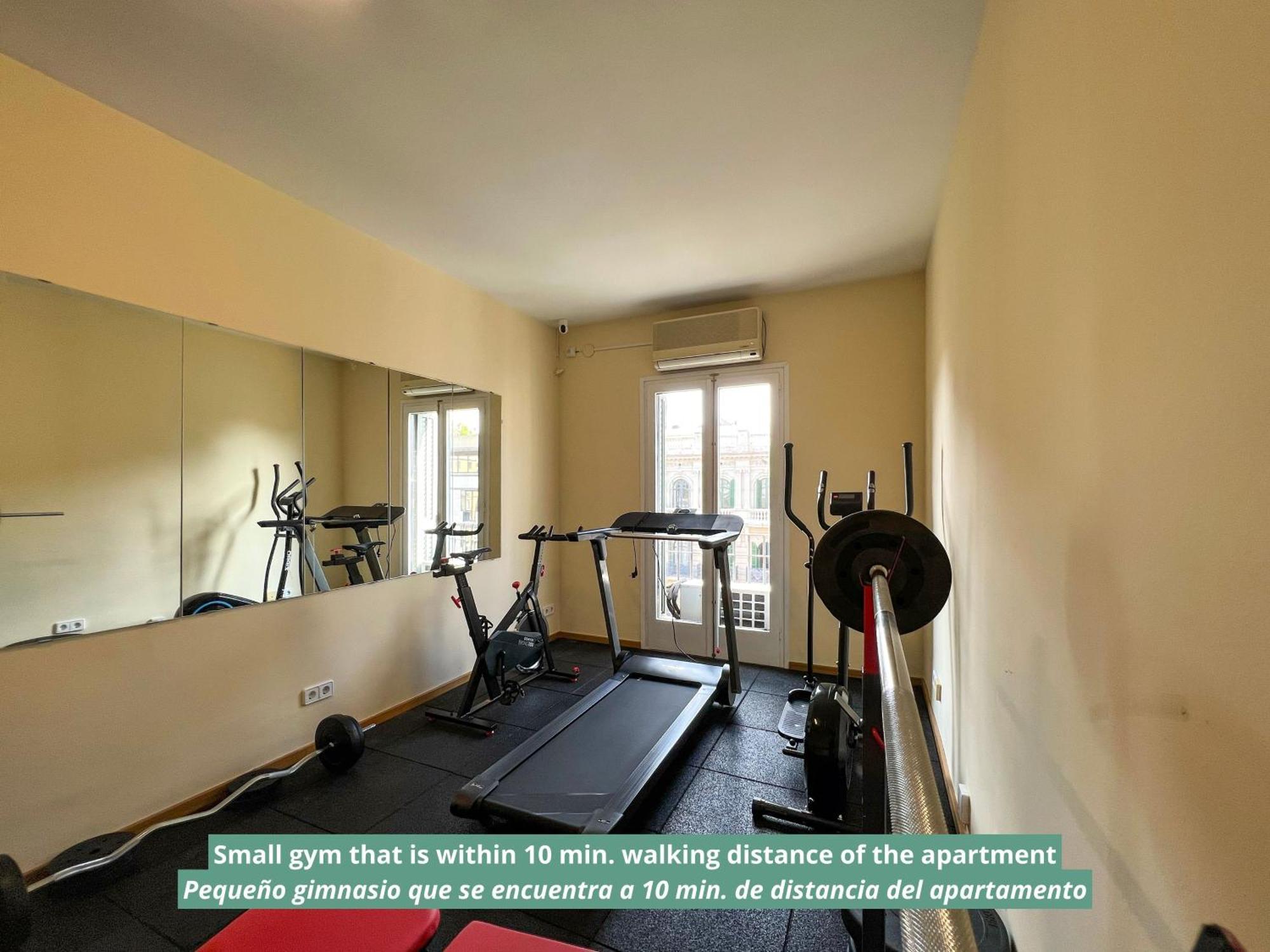 Stay U-Nique Apartments Placa Universitat บาร์เซโลนา ภายนอก รูปภาพ